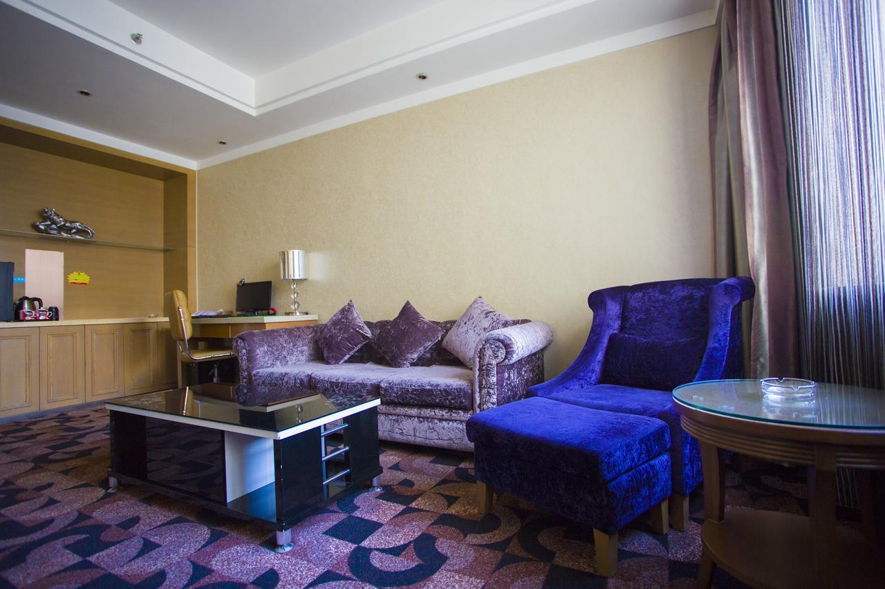 Fuke Jirui Hotel Urumči Exteriér fotografie